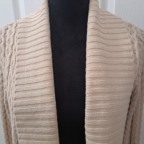 Leo & Nicole Beige Sweater Coat/Cardigan Size M - Picture 3 of 14